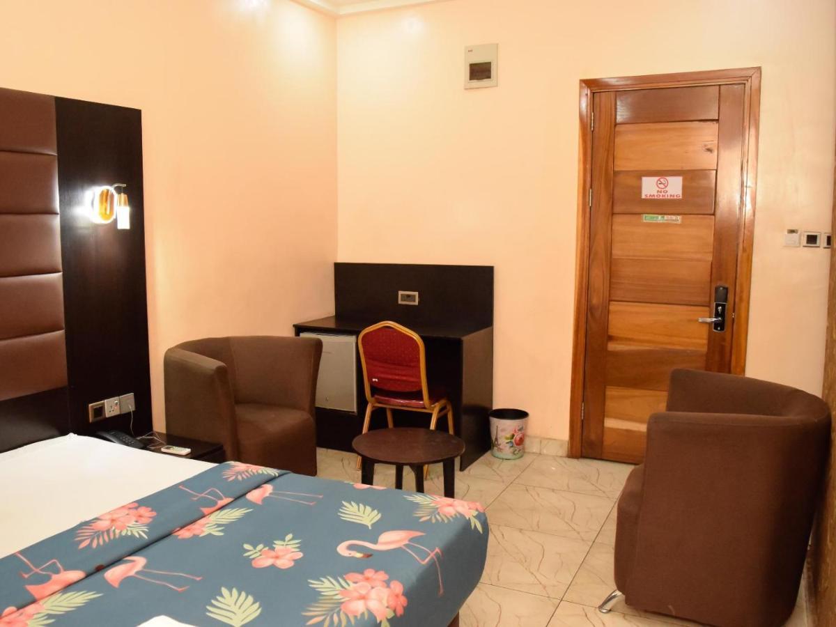 Bana Hotel & Suites Lagos Eksteriør bilde