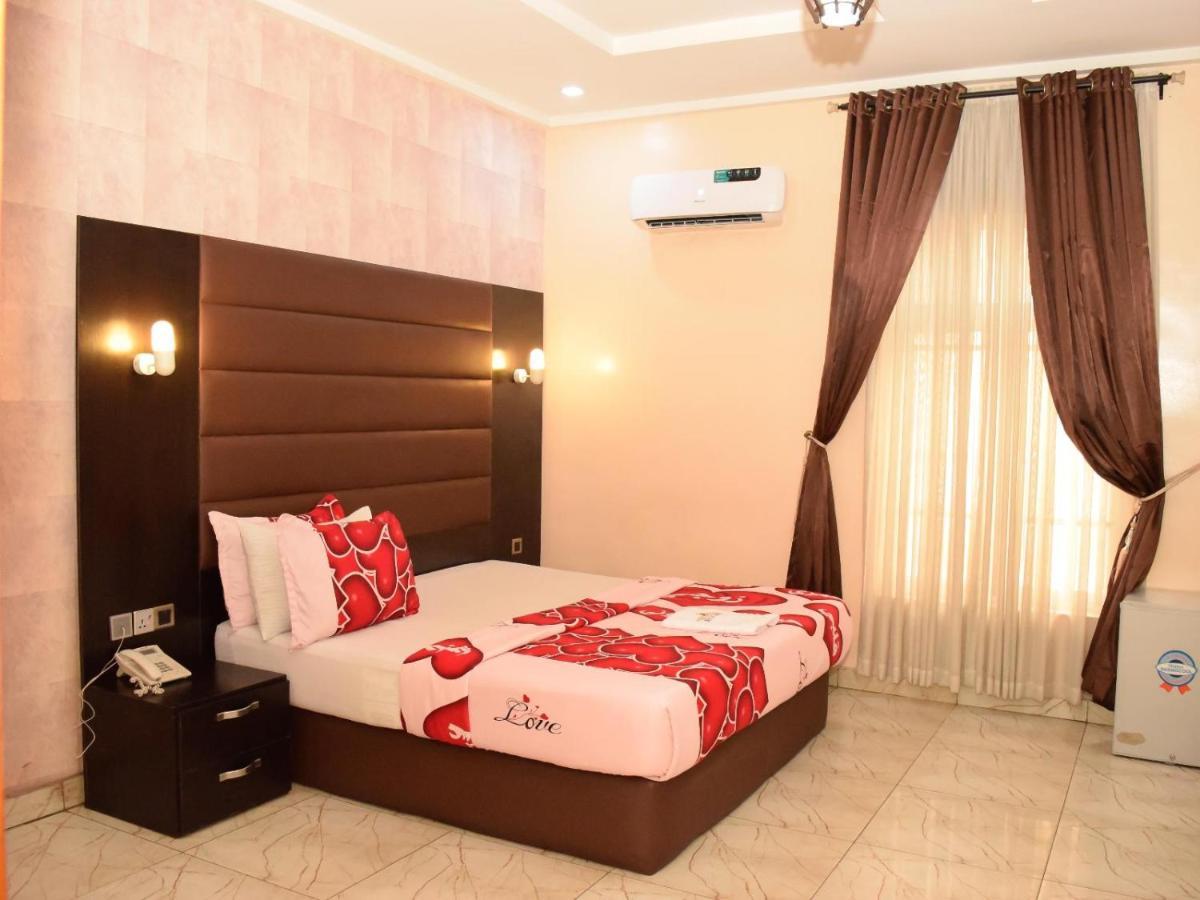 Bana Hotel & Suites Lagos Eksteriør bilde