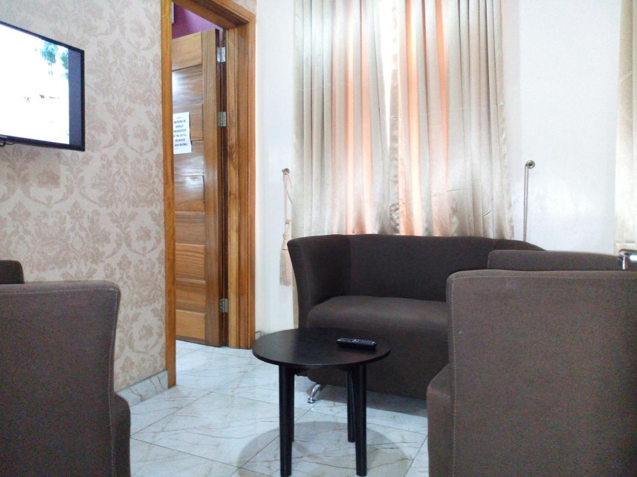 Bana Hotel & Suites Lagos Eksteriør bilde