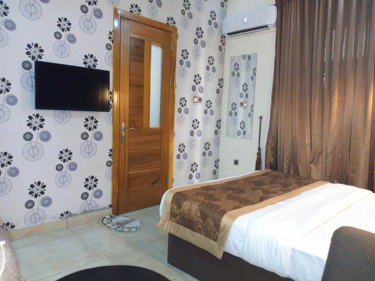 Bana Hotel & Suites Lagos Eksteriør bilde