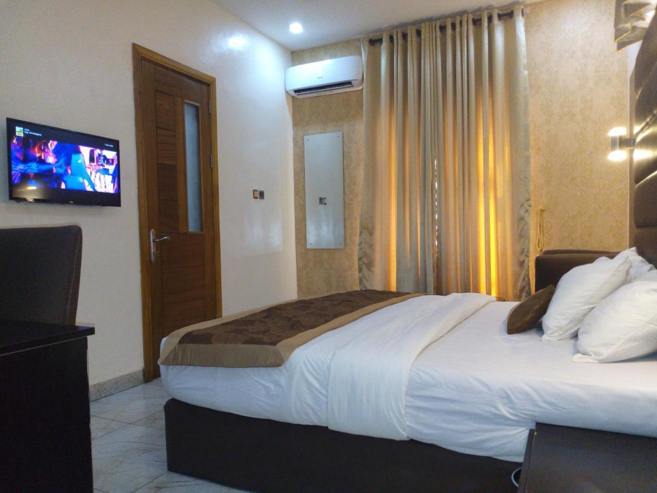 Bana Hotel & Suites Lagos Eksteriør bilde