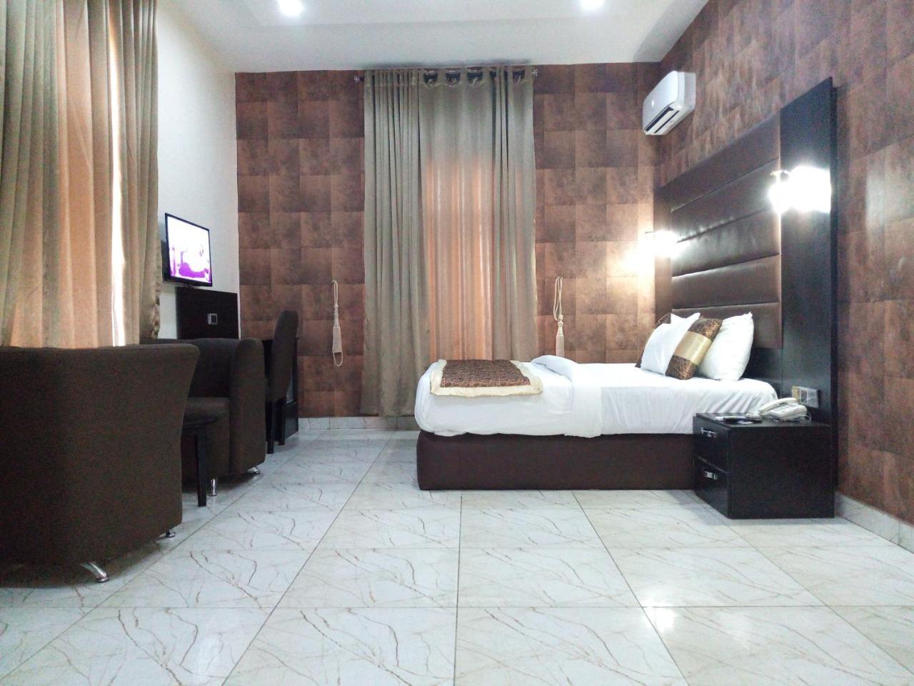Bana Hotel & Suites Lagos Eksteriør bilde